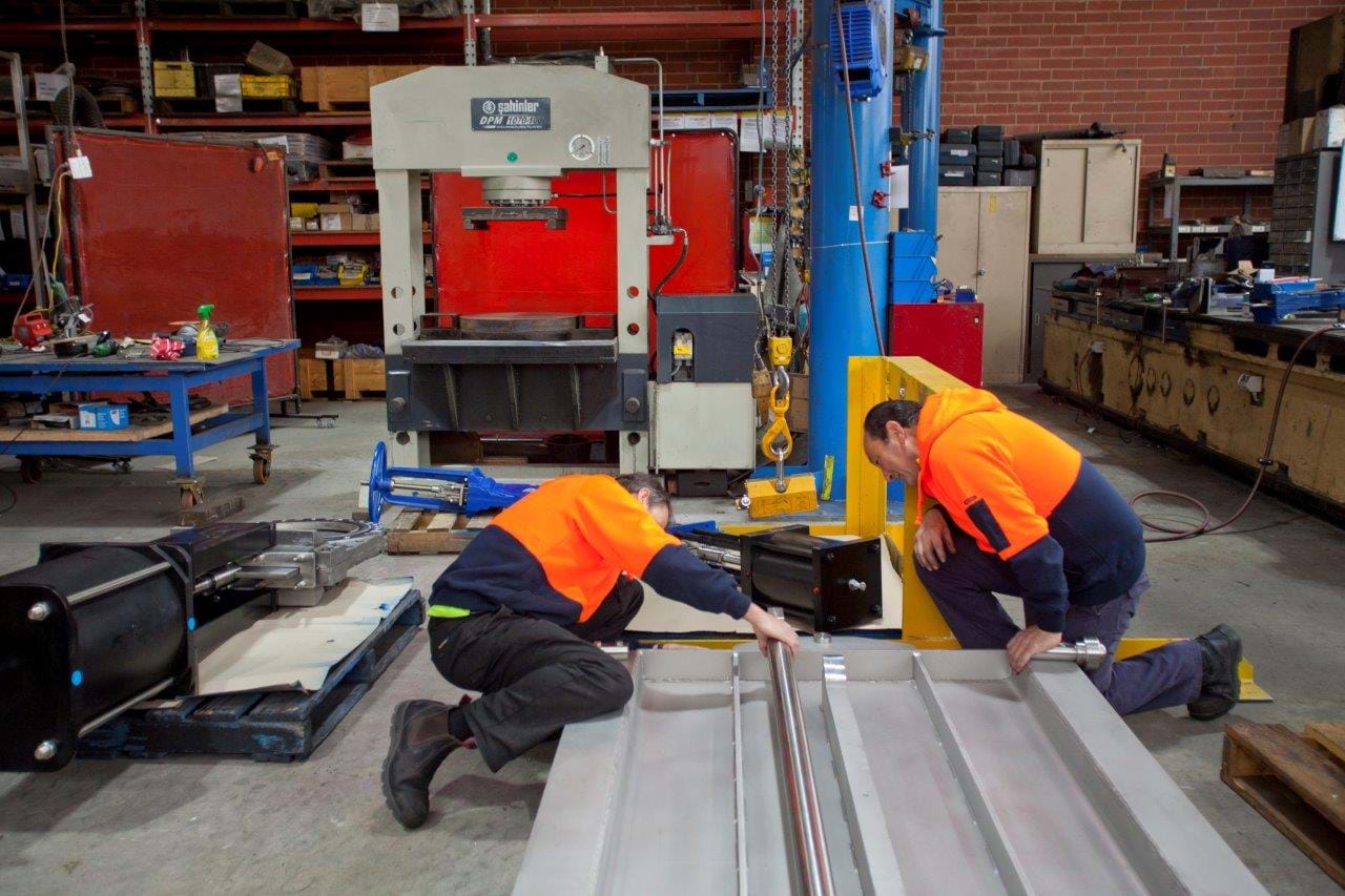 Bi-Seal Slide gate valve